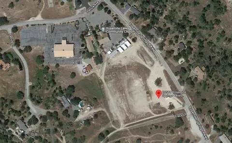 28588 Yosemite Springs Pkwy, Coarsegold, CA 93614