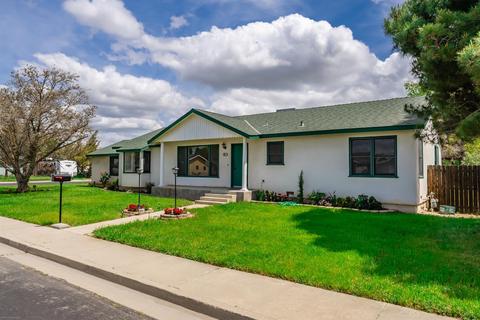 2021 Neill Way, Hanford, CA 93230
