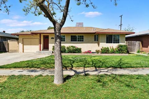 3915 N Kavanagh Ave, Fresno, CA 93705