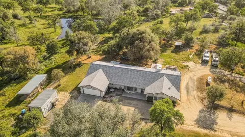 32557 Whispering Springs Ln, Tollhouse, CA 93667