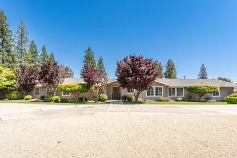 10627 Mountain View Dr, Madera, CA 93636 photo 1