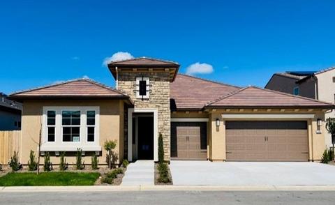 507 Heirloom Ln, Clovis, CA 93619 photo 1