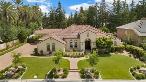 6036 N Woodson Ave, Fresno, CA 93711