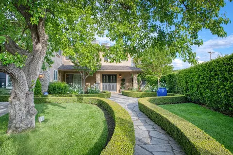 2645 W Celeste Ave, Fresno, CA 93711