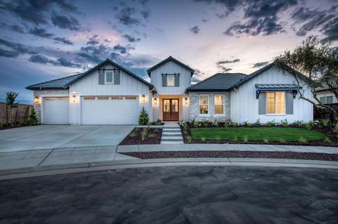 1808 N Carson Ave, Clovis, CA 93619 photo 1