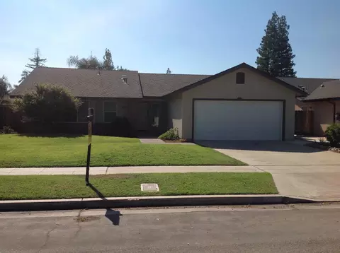 8252 N College Ave, Fresno, CA 93711