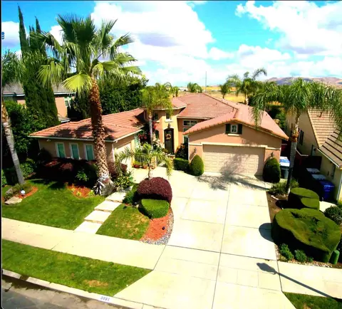 3081 Serena Ave, Clovis, CA 93619 photo 1