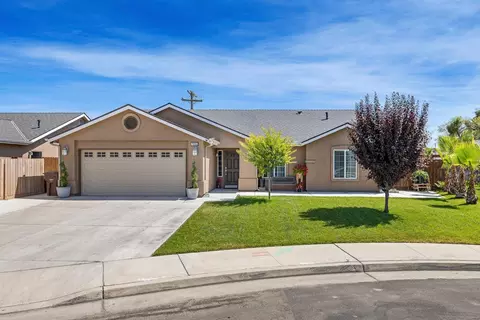 1955 Diamond Ave, Sanger, CA 93657 photo 1