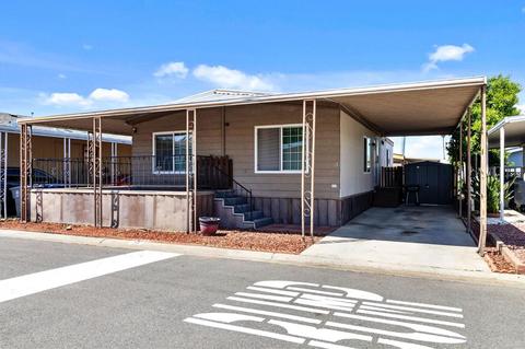 3138 W Dakota Ave #58, Fresno, CA 93722