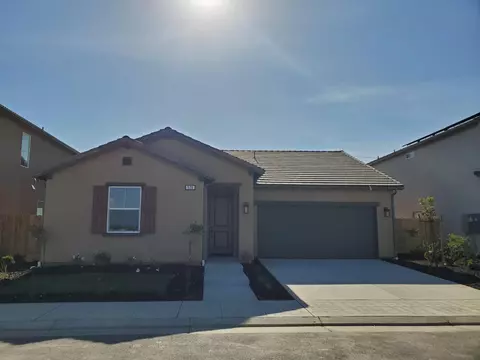 526 Talus Way S, Madera, CA 93636