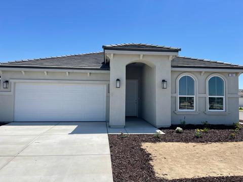 96 N Walnut, Kerman, CA 93630 photo 1