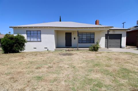 1122 W University Ave, Fresno, CA 93705
