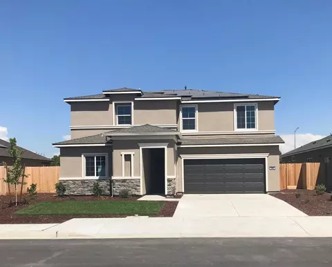 1065 S Argyle Ave W, Fowler, CA 93625