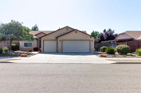 706 Harbor Dr, Madera, CA 93637 photo 1