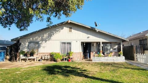 1224 Q St, Sanger, CA 93657 photo 1