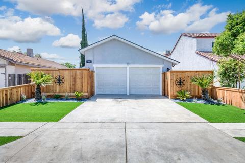 2216 S Matus Ave, Fresno, CA 93725