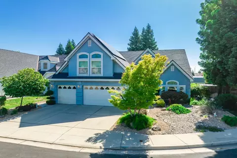 2653 Applegate Ave, Clovis, CA 93611