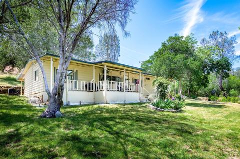 30022 Waterleaf Ln, Prather, CA 93651 photo 1