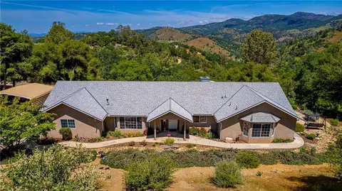 46737 Lookout Mountain Dr, Coarsegold, CA 93614