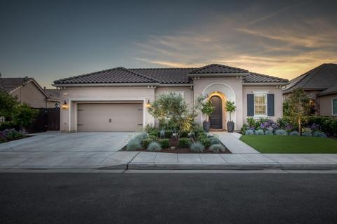 1422 N Ryan Ave, Clovis, CA 93619 photo 1