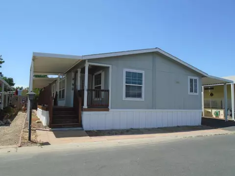 860 E Grangeville #19, Hanford, CA 93230