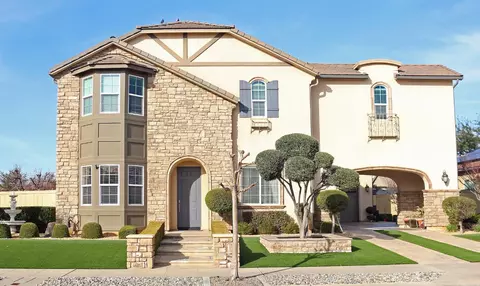 3207 Dennis Ave, Clovis, CA 93619 photo 1
