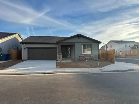 4178 Beverly Ave, Clovis, CA 93619