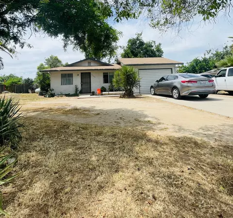 17260 Rodeo Dr, Madera, CA 93638 photo 1