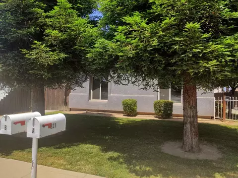 221 S 9th St, Fowler, CA 93625