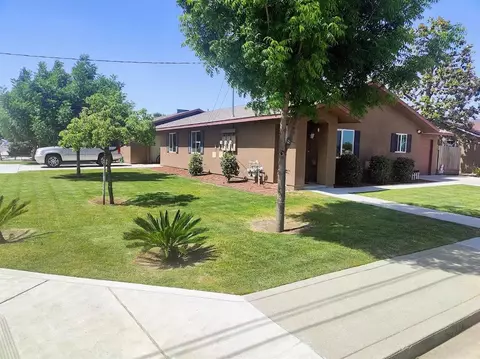 124 W Fresno St, Fowler, CA 93625