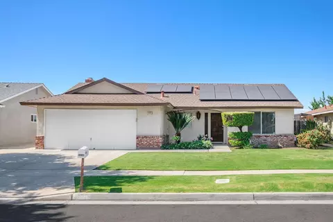 5686 E Grant Ave, Fresno, CA 93727