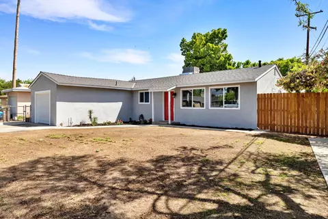 4516 N Anna St, Fresno, CA 93726