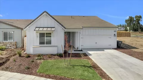 4020 San Jose Ave, Clovis, CA 93619 photo 1