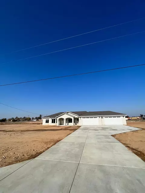 16639 Mark Rd, Madera, CA 93636 photo 1