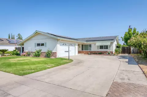 4763 E Ashcroft Ave, Fresno, CA 93726