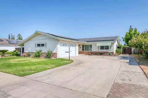 4763 E Ashcroft Ave, Fresno, CA 93726