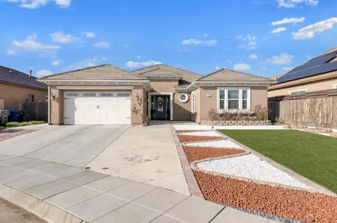 3572 Soledad Ave, Clovis, CA 93619