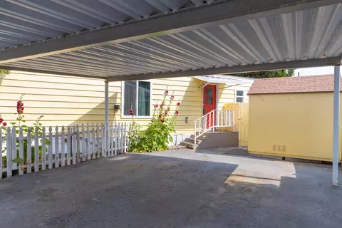 9360 N Blackstone Ave #253, Fresno, CA 93720