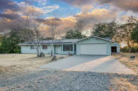 31514 Rolling Meadow Ct, Coarsegold, CA 93614
