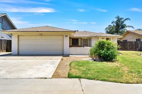 3625 Phillip Ave, Clovis, CA 93612 photo 1
