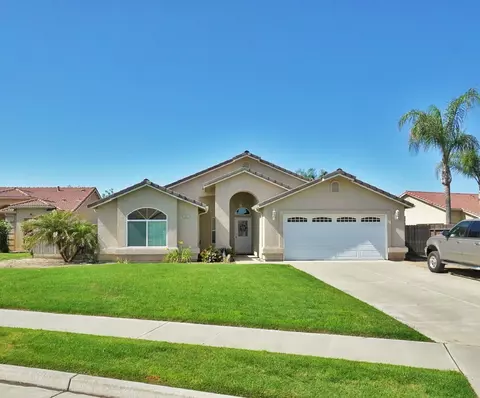 401 Hillcrest St, Lemoore, CA 93245 photo 1