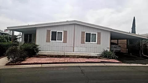 1701 Dinuba Ave #150, Selma, CA 93662