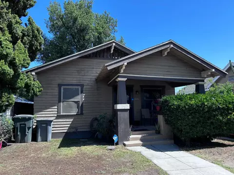 3029 E Illinois Ave, Fresno, CA 93701