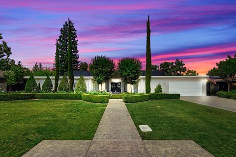 6571 N Pleasant Ave, Fresno, CA 93711