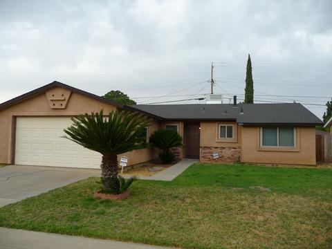 3853 E Holland Ave, Fresno, CA 93726
