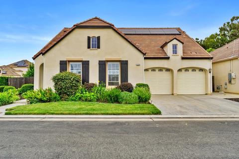 1773 N Phillip Ave, Clovis, CA 93619