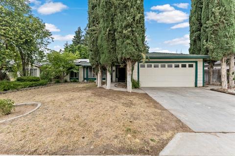 5206 W Hampton Way, Fresno, CA 93722