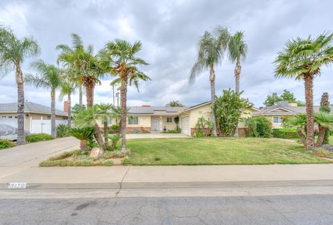 2170 Moir Dr, Sanger, CA 93657 photo 1