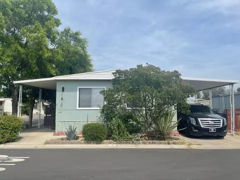 3138 W Dakota Ave #180, Fresno, CA 93722