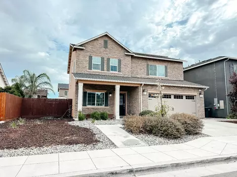 4142 Rialto Ave, Clovis, CA 93619